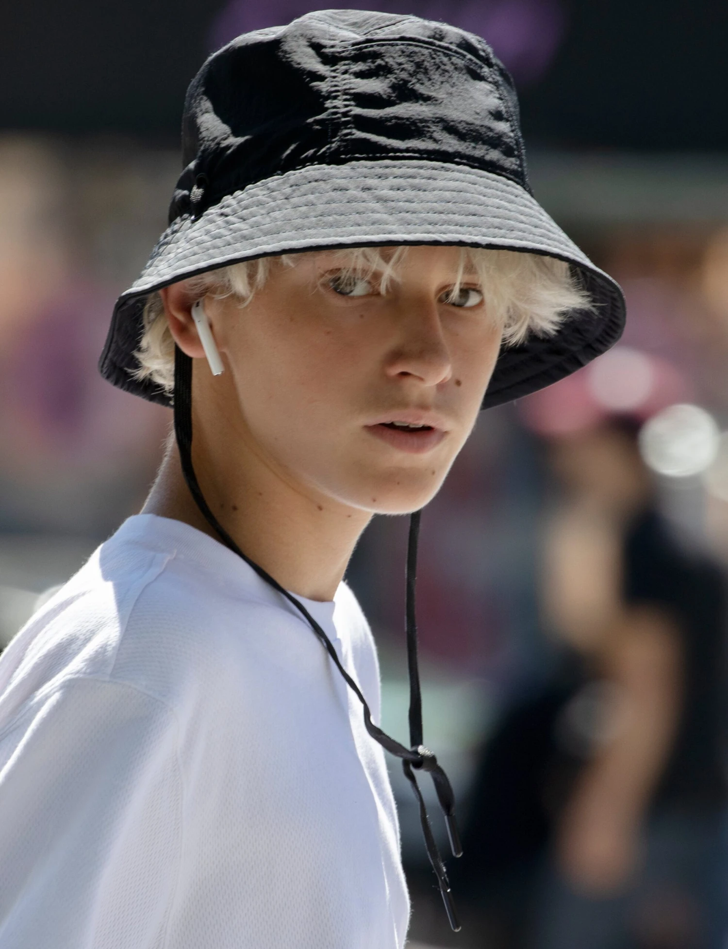 Winter Vandenbrink - Vandals 9 Winter Vandenbrink - Vandals – Image 7