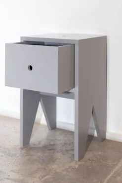 Philippe Weisbecker - "Yvon & Ève" 24 Philippe Weisbecker - "Yvon & Ève" -Yvon Lambert Soldes PW Tabouret 12