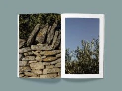 Le Guide Papier - Provence -Yvon Lambert Soldes Papier PROVENCE insidepages 1 2048x1536 96f5ac57 ba25 4579 ad3b c689e78b6044