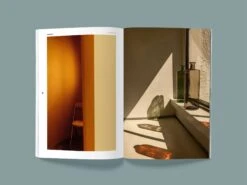 Le Guide Papier - Provence -Yvon Lambert Soldes Papier PROVENCE insidepages 6 2048x1536 6bec0181 663f 4a9f bab1 4e5e9eea9552